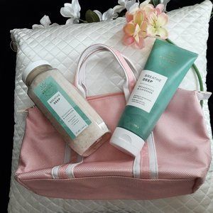 🤗HP 🤗Bath & Body Works Aromatherapy Gift Set